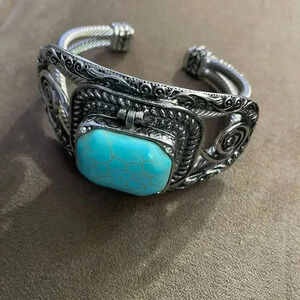 Fashionable pillbox cuff bracelet